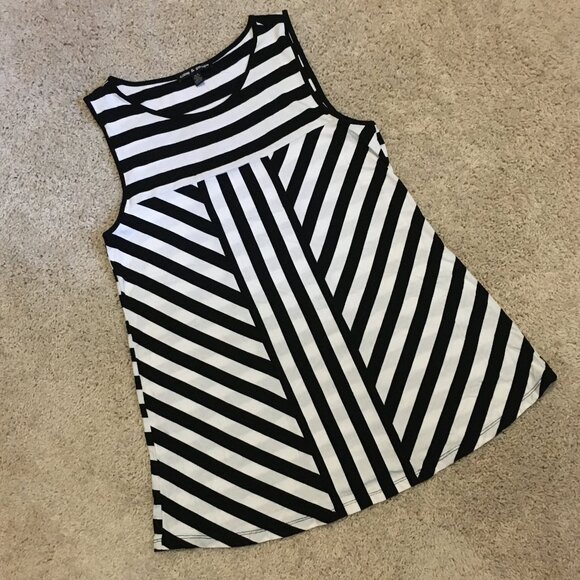 Cable & Gauge Burtonesque Striped A-line Tank Top - Picture 9 of 14
